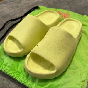 Yeezy Slides Green Glow Size 9